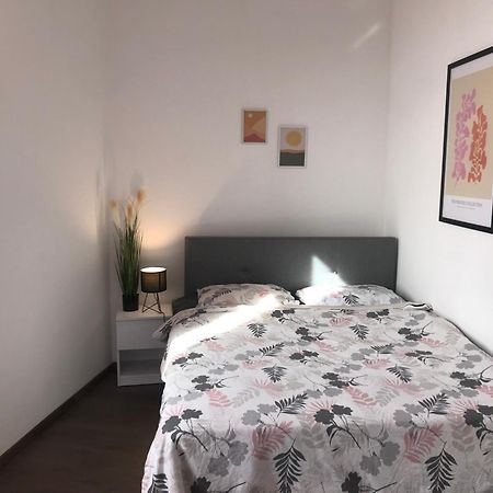 River City Apartments Fiume Esterno foto